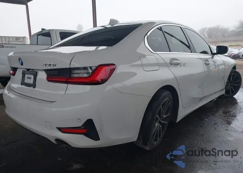 2021 BMW 330I z USA, uszkodzony, nr VIN 3MW5R1J03M8B55926